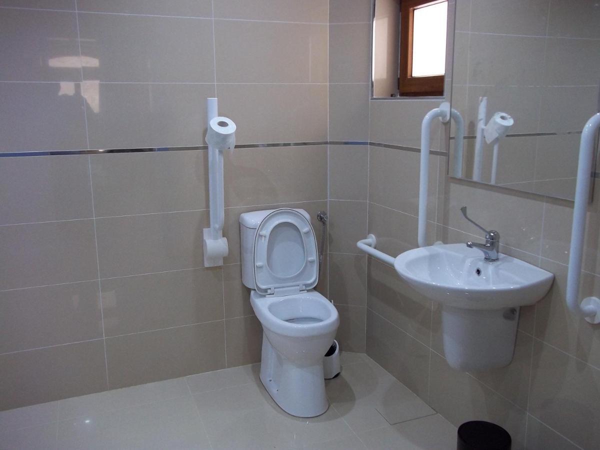 Country Inn Sannat Zewnętrze zdjęcie